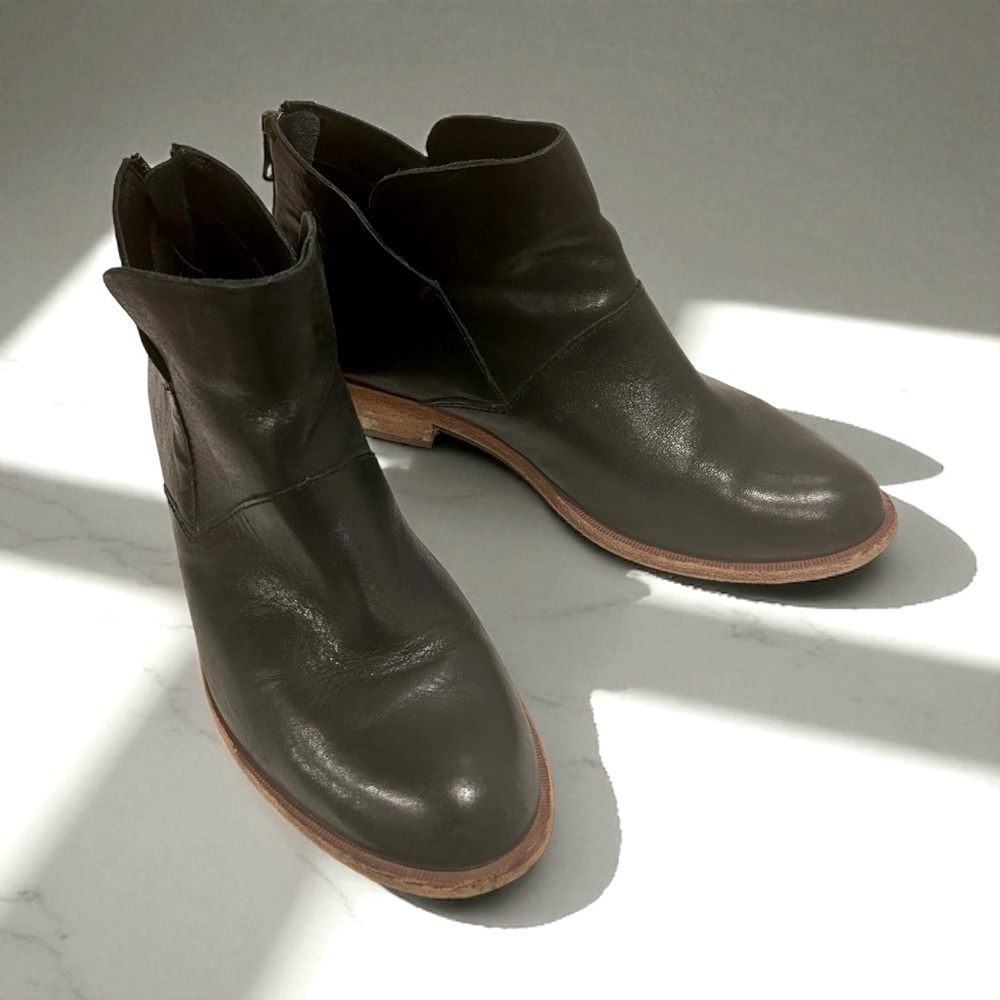 Kork-Ease Dark Brown Leather Ankle Boots